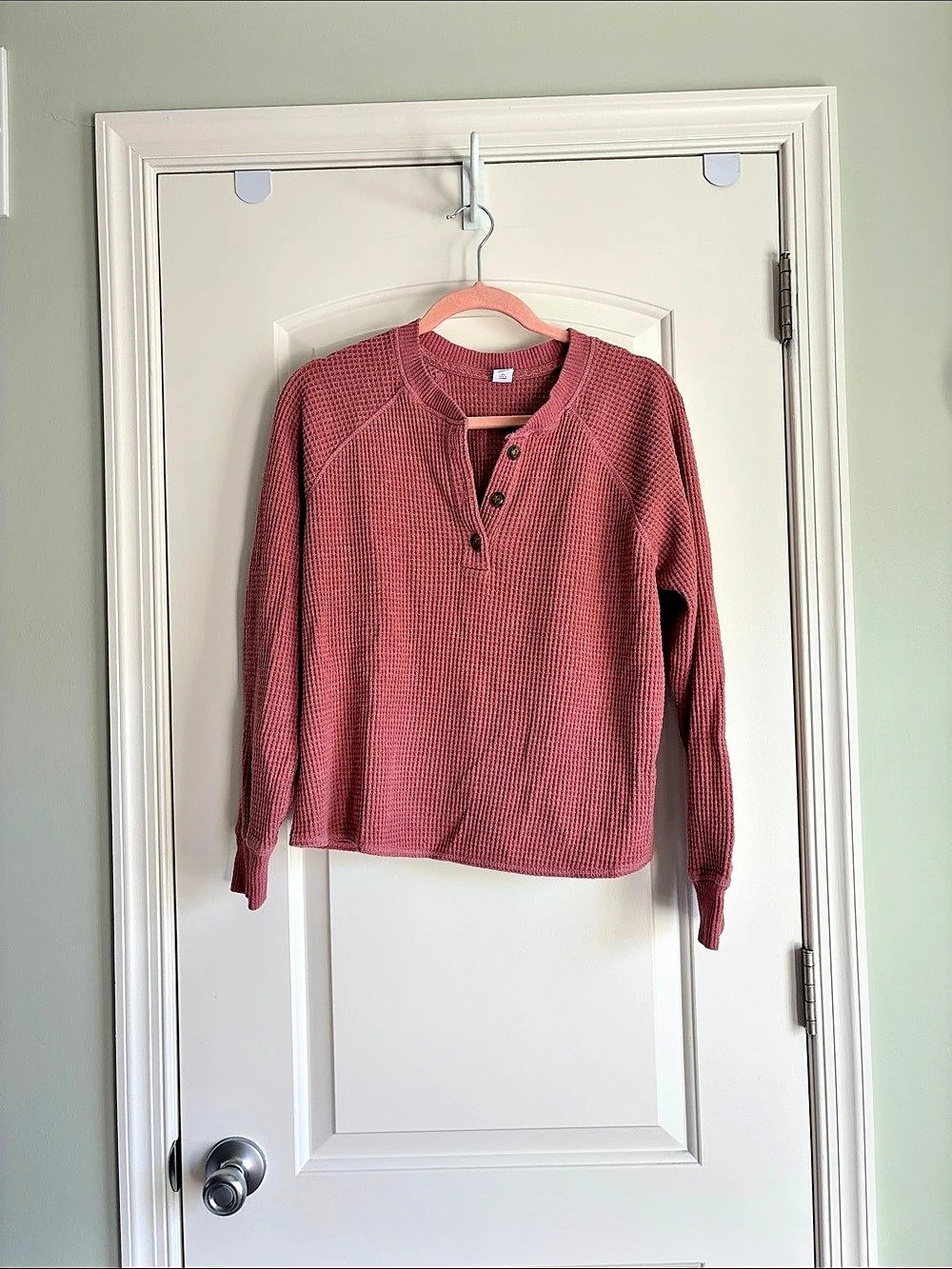 Old Navy Waffle-Knit Henley Top Textured Sweater Pink Large